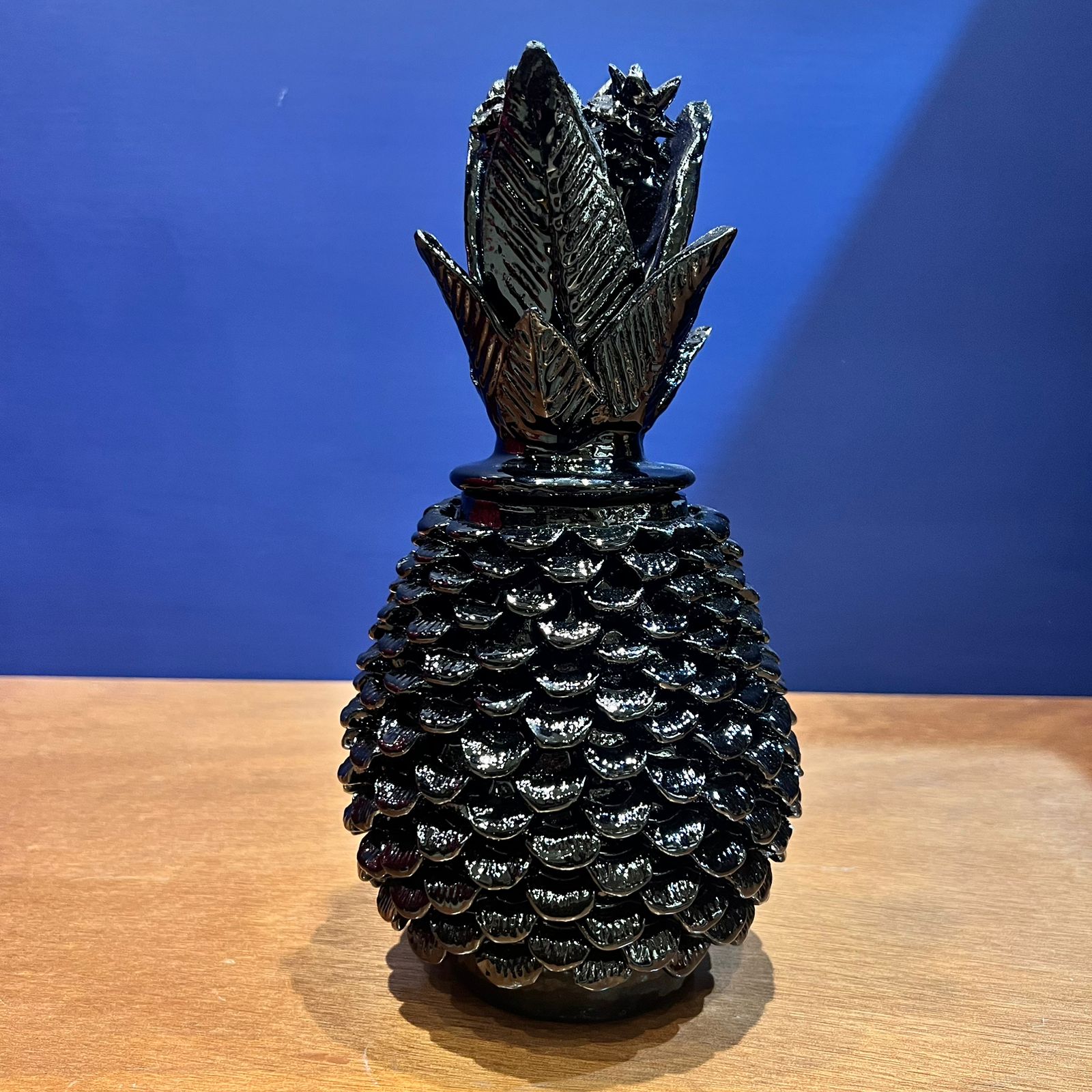 SMALL PINEAPPLE 30 CM ASSORTED COLORS