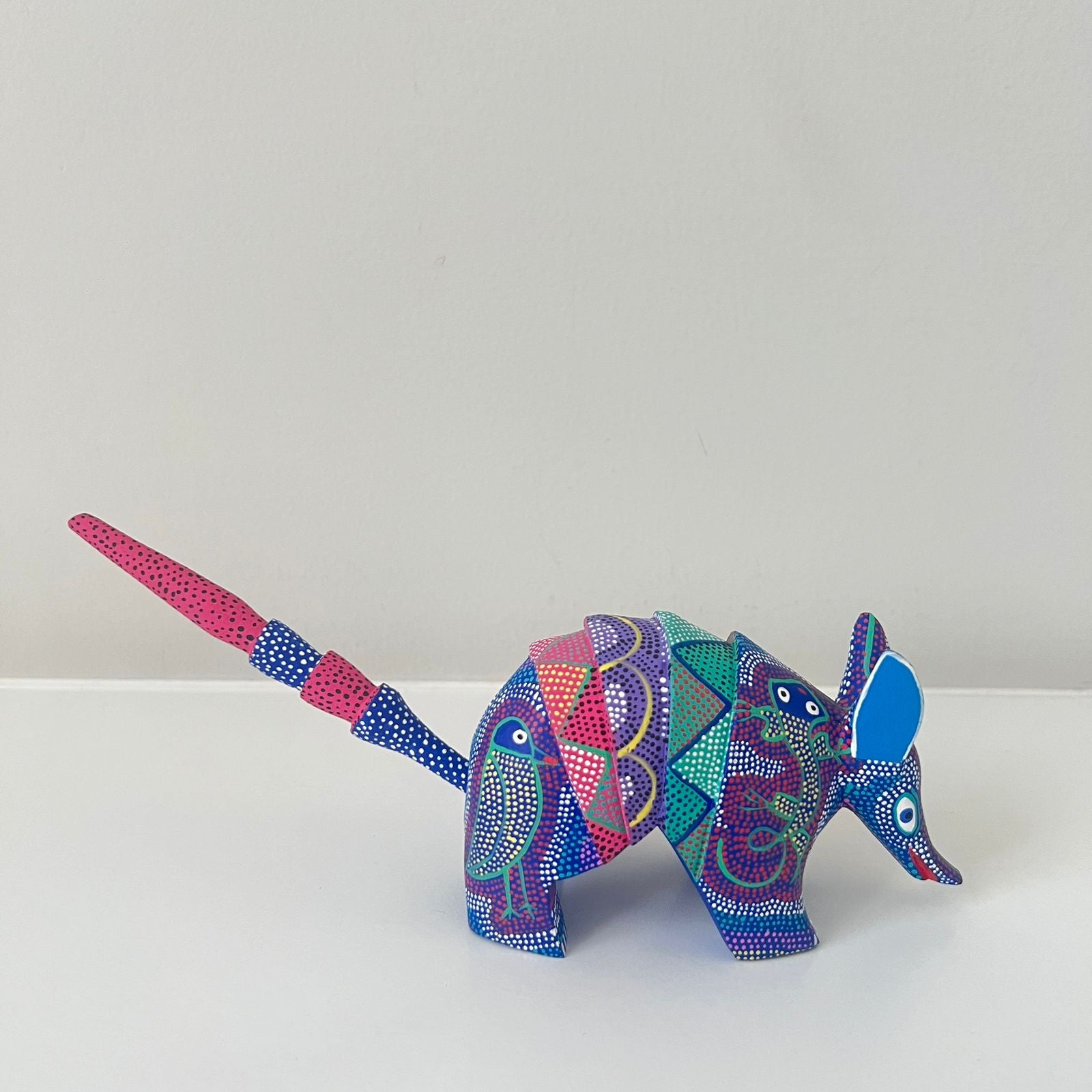 ALEBRIJE ARMADILLO PUNTITOS