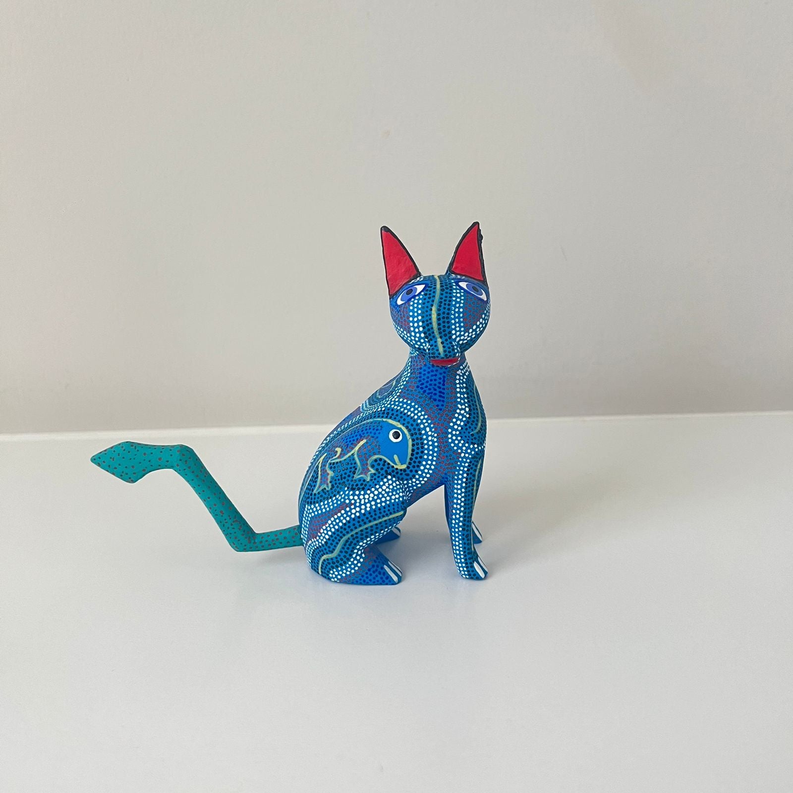 ALEBRIJE GATO PUNTITOS